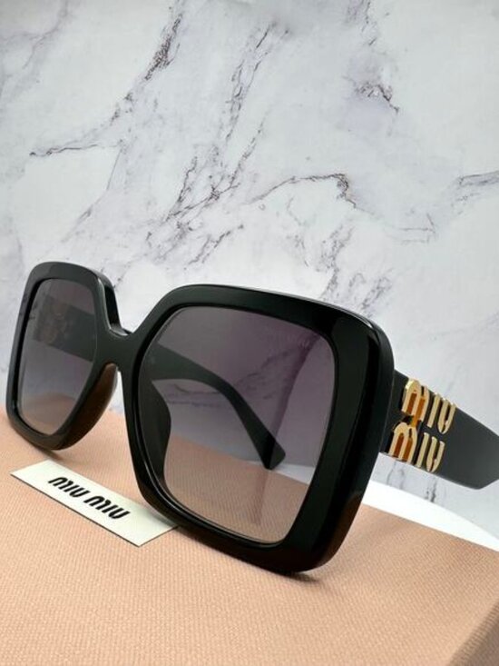 New MIU MIU Sunglasses Black Square Gold Full Rim 56mm MIU MIU main image 7